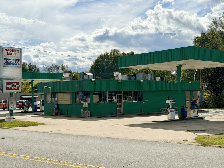 Primary Photo Of 131 S Hamilton St, Eden General Retail For Sale