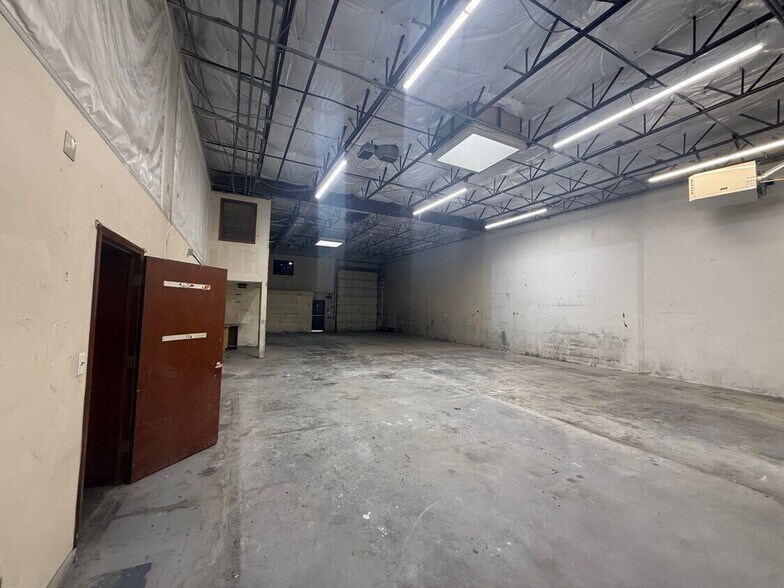 More Photos Of 6340 W 56th Ave, Arvada Warehouse For Lease