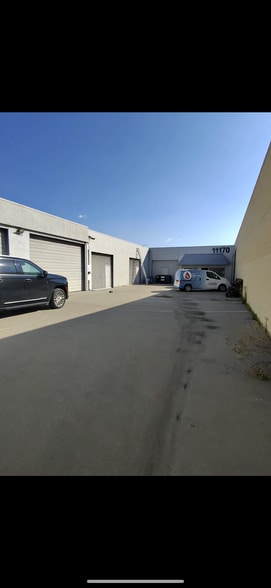 More Photos Of 11170-11172 Penrose St, Sun Valley Warehouse For Lease