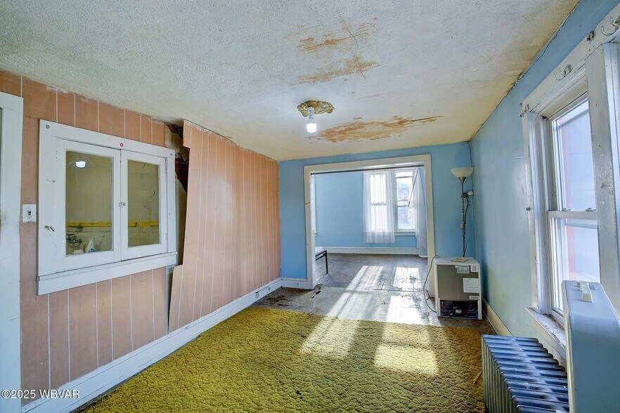 More Photos Of 32 W Southern Ave, Williamsport General Retail For Sale