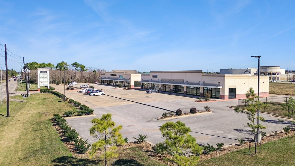 Primary Photo Of 780 Clear Lake City Blvd, Webster Unknown For Lease