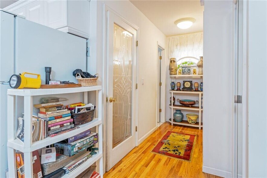 More Photos Of 538 NY-17A, Tuxedo Park General Retail For Sale