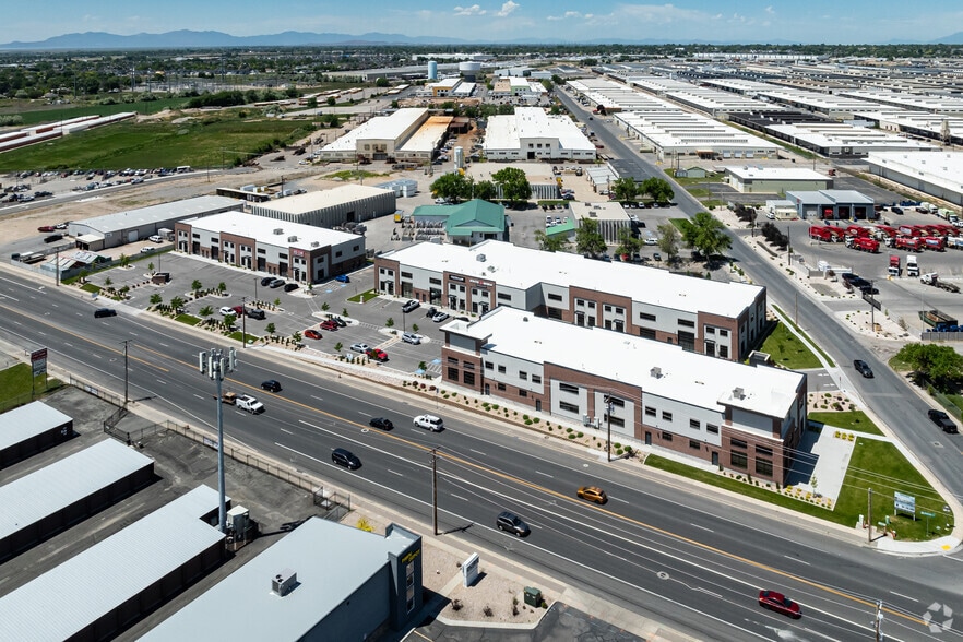 More Photos Of 340 W 1700 S, Clearfield Light Manufacturing For Lease