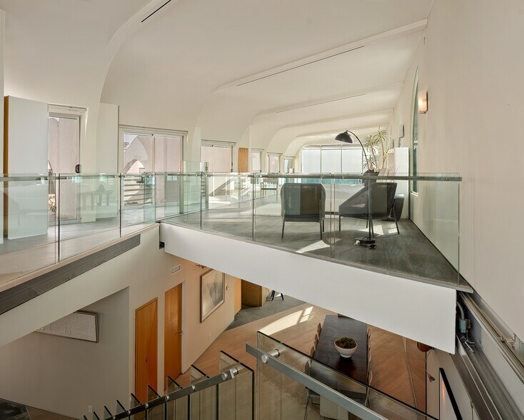 More Photos Of 3111 Ocean Front Walk, Marina Del Rey Apartments For Sale