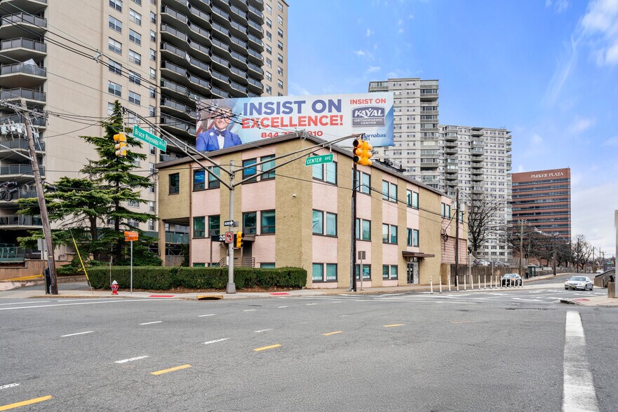 Primary Photo Of 2083 Center Ave, Fort Lee Medical For Lease