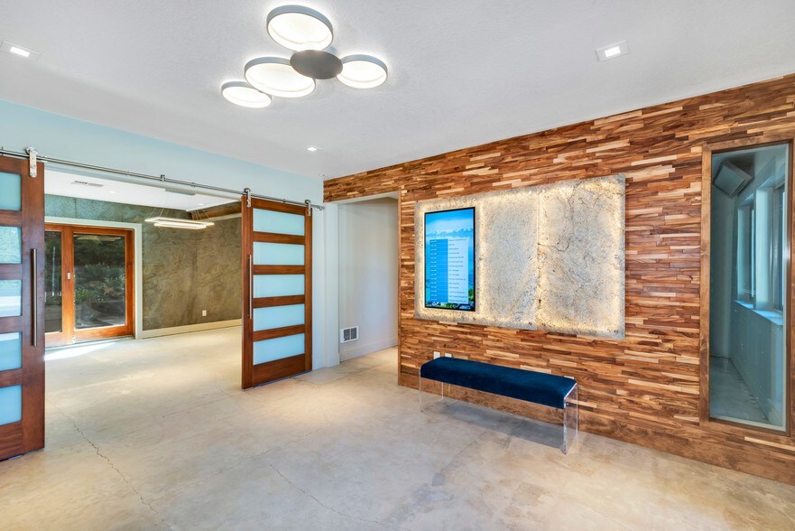 More Photos Of 625 Hwy 50, Zephyr Cove Office For Sale