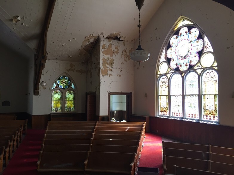 More Photos Of 349 N Monroe St, Lapeer Religious Facility For Sale
