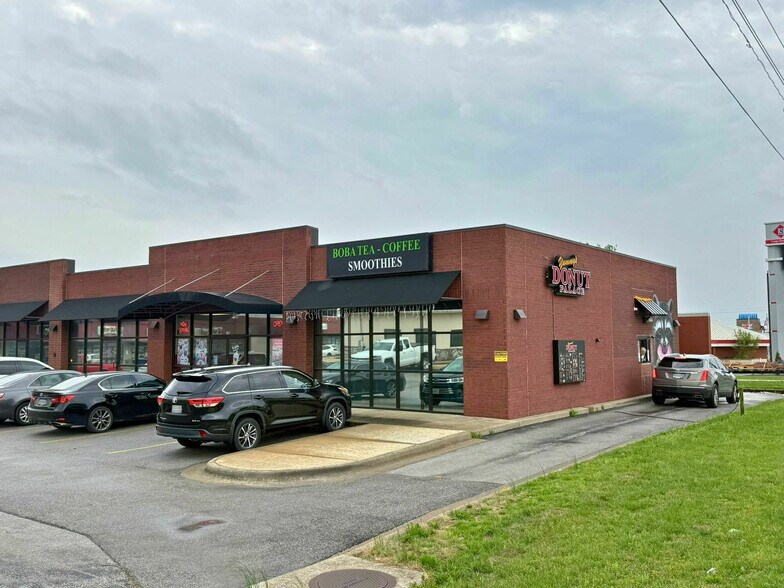 More Photos Of 432 S Mill St, Rogersville General Retail For Lease