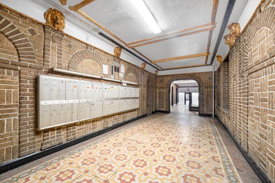 More Photos Of 616 W 207th St, New York Apartments For Sale