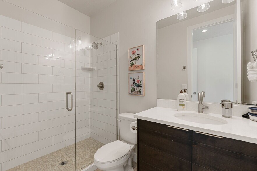 More Photos Of 2248 N Double Eagle Ln, Washington Specialty For Sale