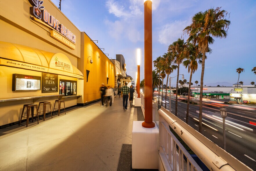 More Photos Of 1870 Harbor Blvd, Costa Mesa Storefront For Sale