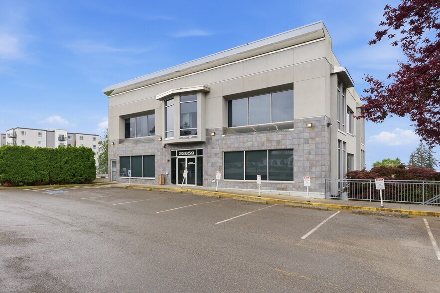 More Photos Of 22659 Pacific Hwy S, Des Moines Flex For Sale