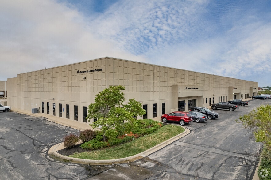 Primary Photo Of 10542-10556 Lackman Rd, Lenexa Warehouse For Lease