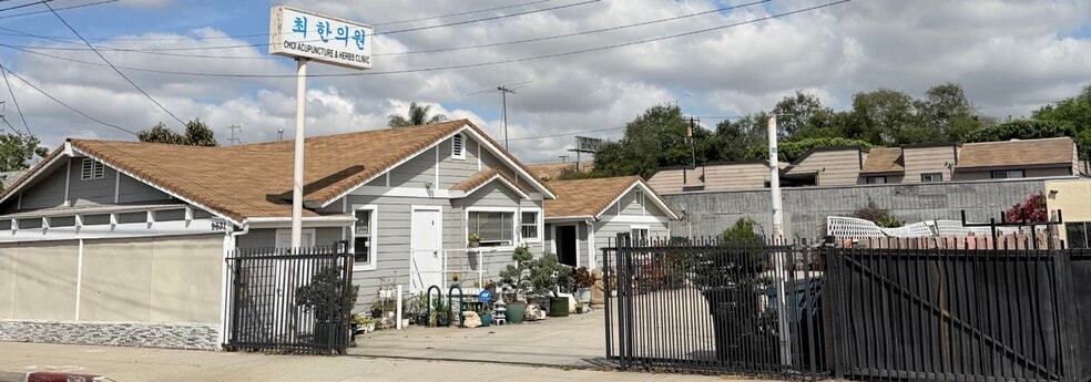 More Photos Of 9631 Artesia Blvd, Bellflower Storefront Retail Office For Sale