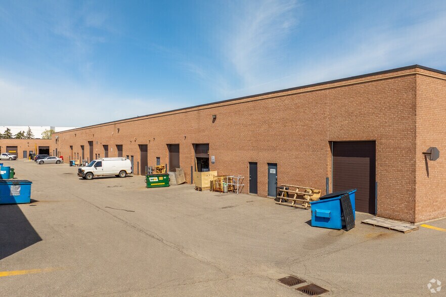 More Photos Of 21 Kenview Blvd, Brampton Warehouse For Sale