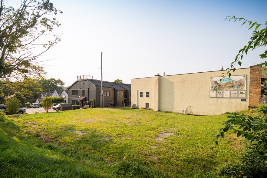 More Photos Of TBD Main St, Blowing Rock Land For Sale
