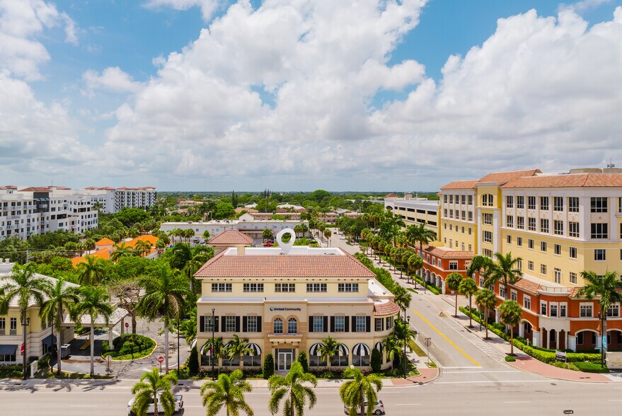 More Photos Of 601 S Federal Hwy, Boca Raton Office For Lease