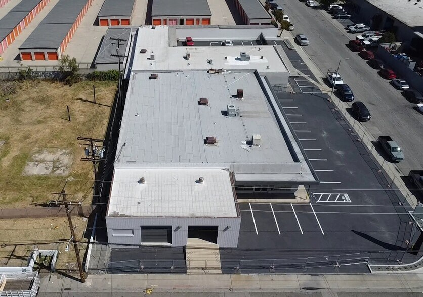 More Photos Of 205 Hershey St, Pomona Showroom For Sale