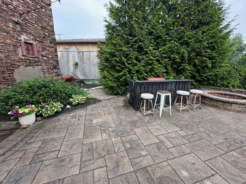 More Photos Of 80 Clinton St, Brockport Apartments For Sale