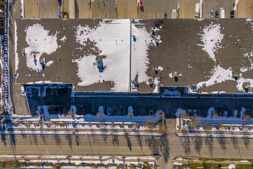 More Photos Of 19288 22nd Ave, Surrey Warehouse For Lease