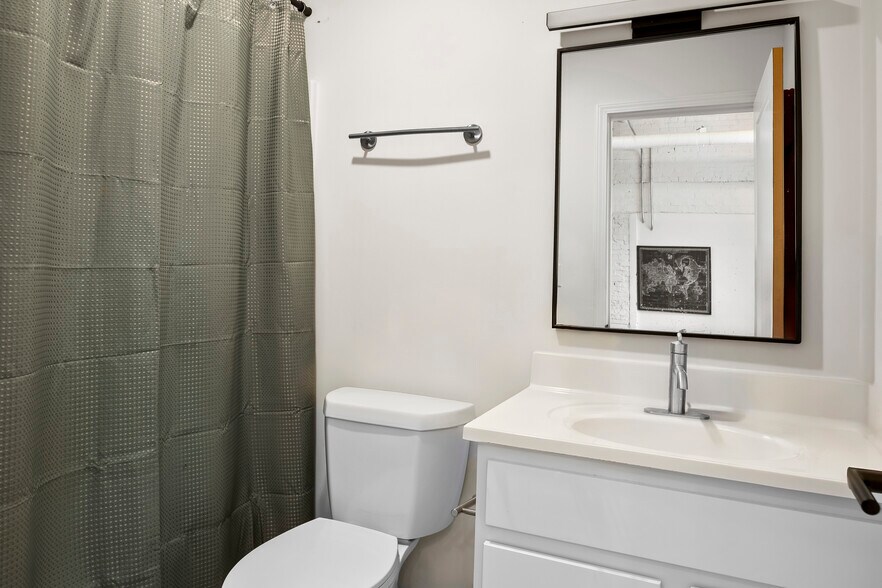 More Photos Of 132 Broadway, Schenectady Apartments For Sale