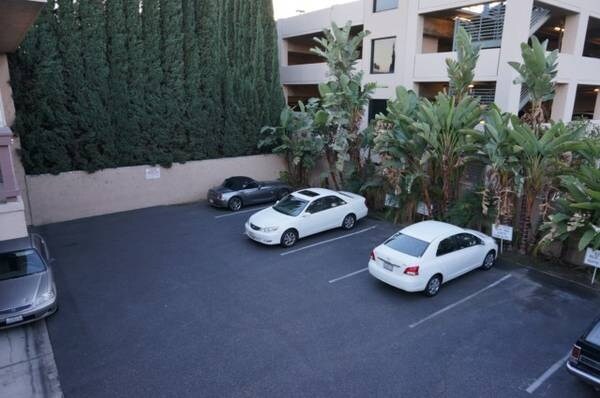 More Photos Of 300-302 N Tustin Ave, Santa Ana Office For Lease