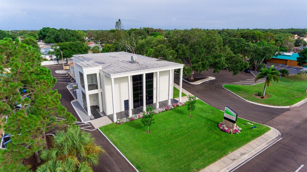 Primary Photo Of 2861 34th St S, Saint Petersburg Office For Lease