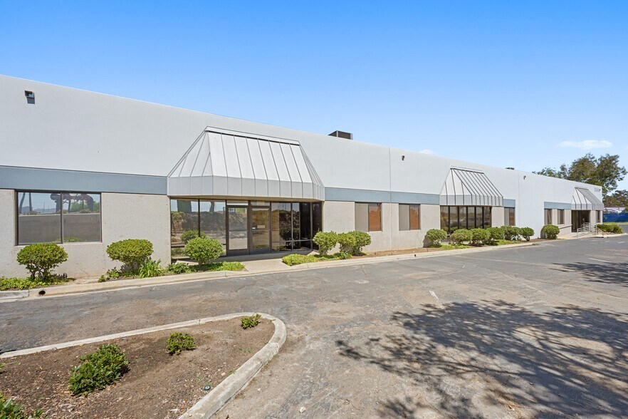 More Photos Of 5340 Eastgate Mall, San Diego Unknown For Lease