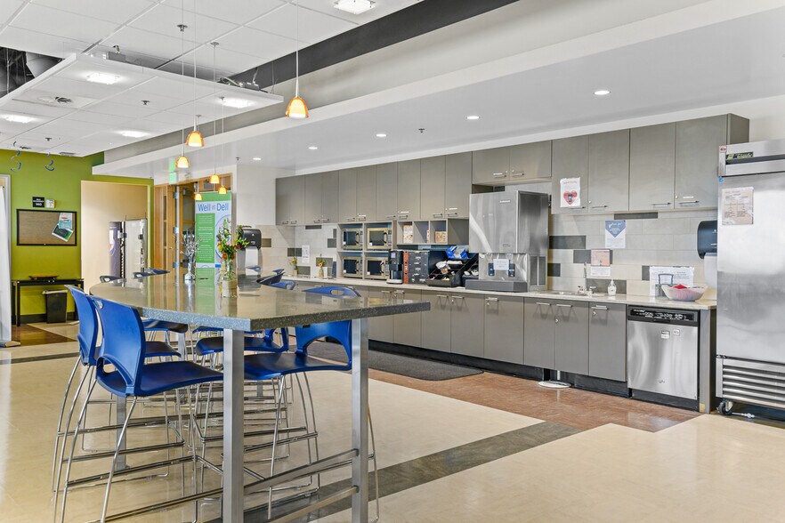 More Photos Of 11747 S Lone Peak Pky, Draper Office For Lease