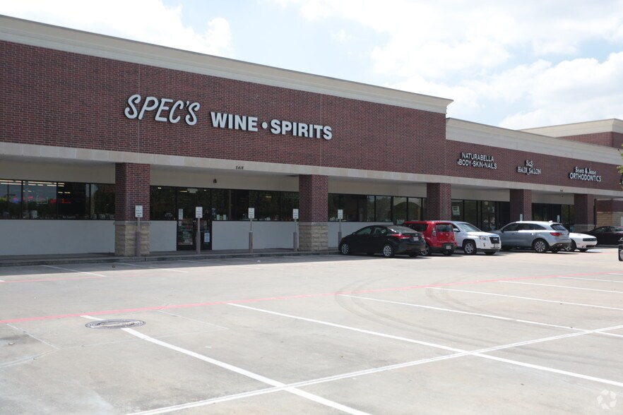 More Photos Of 5418 Highway 6, Missouri City Freestanding For Lease