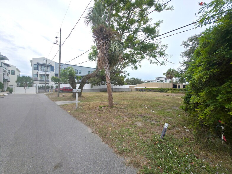 More Photos Of 958 Howard Ave, Dunedin Land For Sale