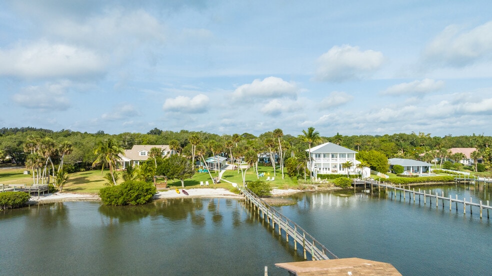 More Photos Of 11450 S Indian River Dr, Sebastian Hotel For Sale