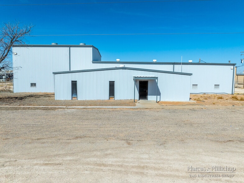 More Photos Of 11008 West County Road 128, Odessa Manufacturing For Sale