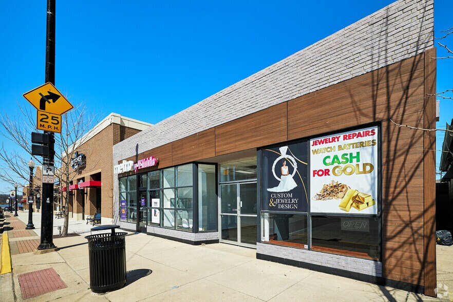 More Photos Of 504 Main St, Belleville Storefront Retail Office For Lease