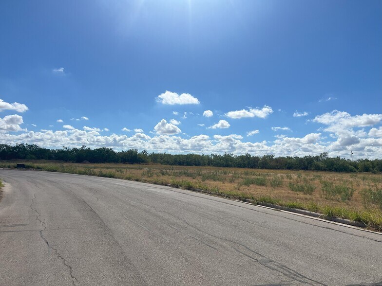 More Photos Of 4325 Burl Harris Dr, Abilene Land For Sale