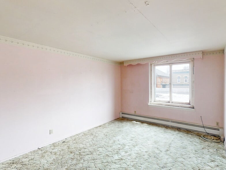 More Photos Of 280 S Main St, Cambridge Springs Storefront Retail Office For Sale