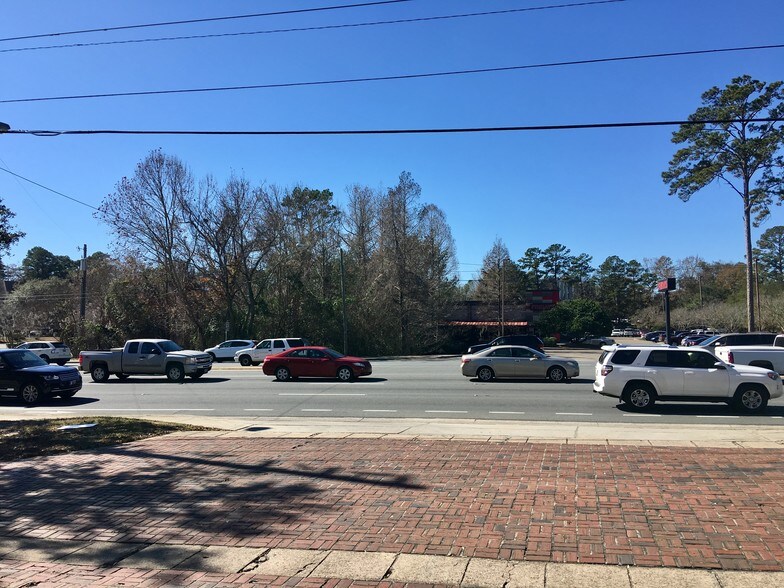 More Photos Of 3375 Capital Cir NE, Tallahassee Office For Sale