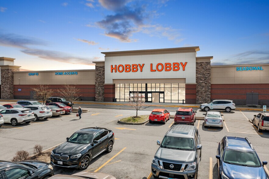 Primary Photo Of 4107 Broadway St, Mount Vernon General Retail For Sale