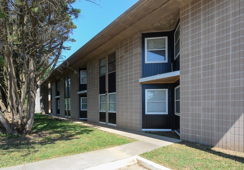 More Photos Of 212 Old Belwood Rd, Calhoun Apartments For Sale