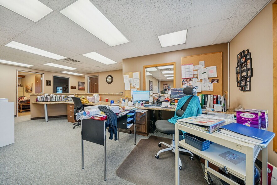 More Photos Of 985 Penn St, Brackenridge Medical For Sale