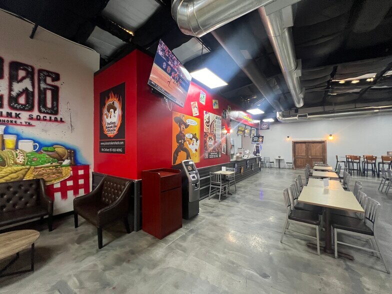 More Photos Of 206 N Oak St, Roanoke Restaurant For Sale
