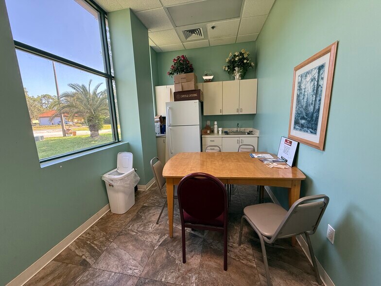 More Photos Of 1180 W Granada Blvd, Ormond Beach Medical For Lease
