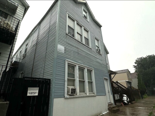 Primary Photo Of 4530 S Paulina St, Chicago Apartments For Sale