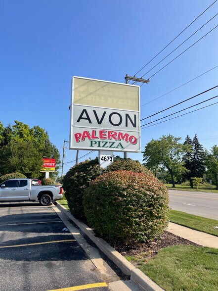 More Photos Of 4643 Alpine Ave NW, Comstock Park Unknown For Lease