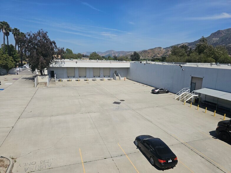 More Photos Of 200 S Hallock Dr, Santa Paula Manufacturing For Sale