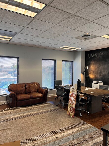 More Photos Of 955 S Virginia St, Reno Office For Lease