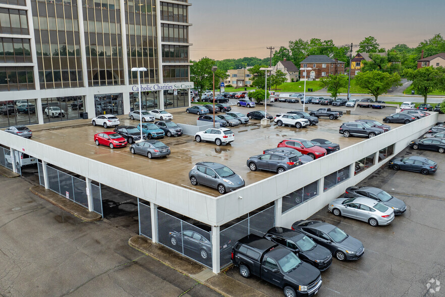 More Photos Of 7162 Reading Rd, Cincinnati Medical For Lease