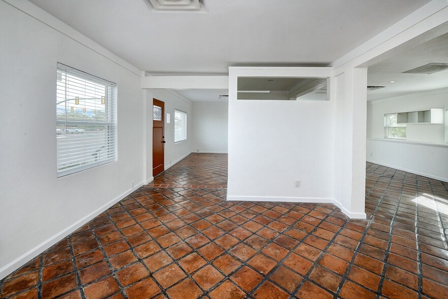 More Photos Of 3854 E Fort Lowell Rd, Tucson Freestanding For Sale