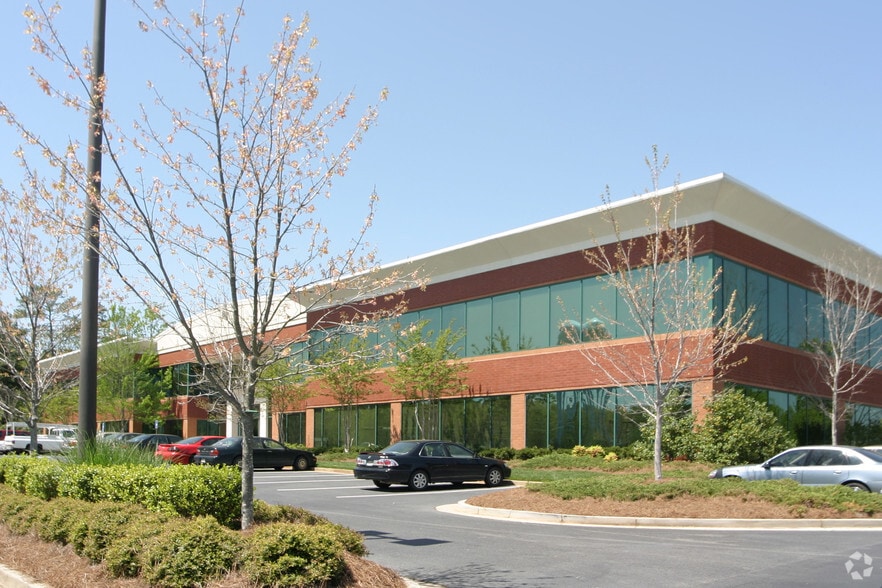 More Photos Of 1688 Phoenix Pky, College Park Unknown For Lease