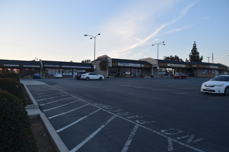 More Photos Of 2810-2856 Hamner Ave, Norco Unknown For Lease
